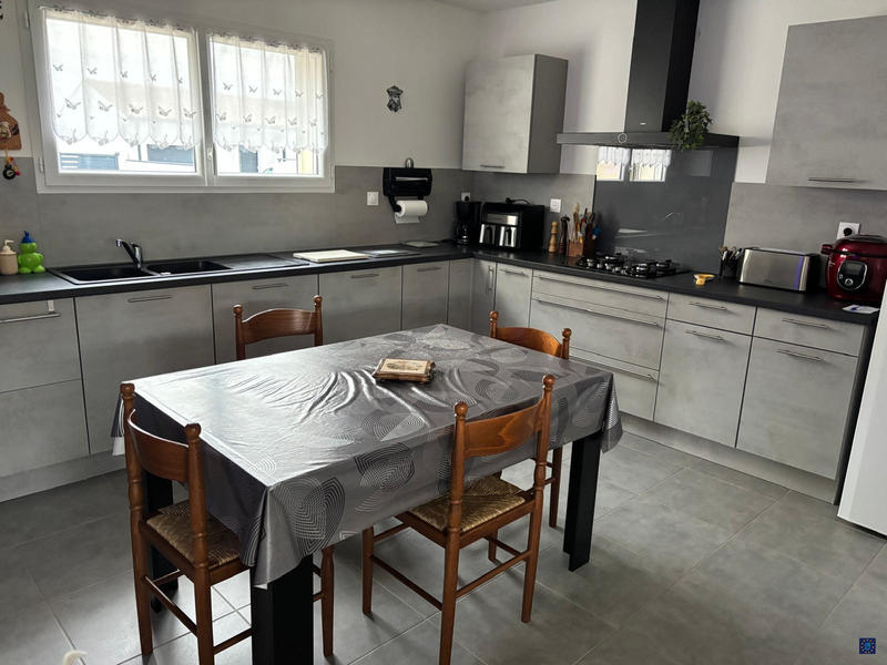 Maison - 108 m² - 4 pièces