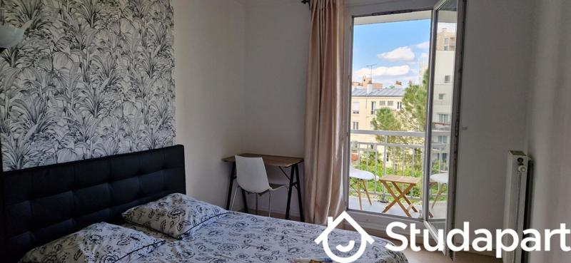 Chambre - 11 m² - 1 pièce