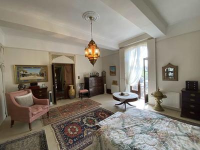 Maison en pierre - 383 m² - 14 pièces