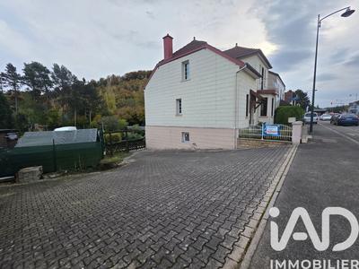 Maison - 86 m² - 4 pièces