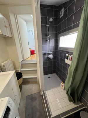 Immeuble - 102 m² - 7 pièces