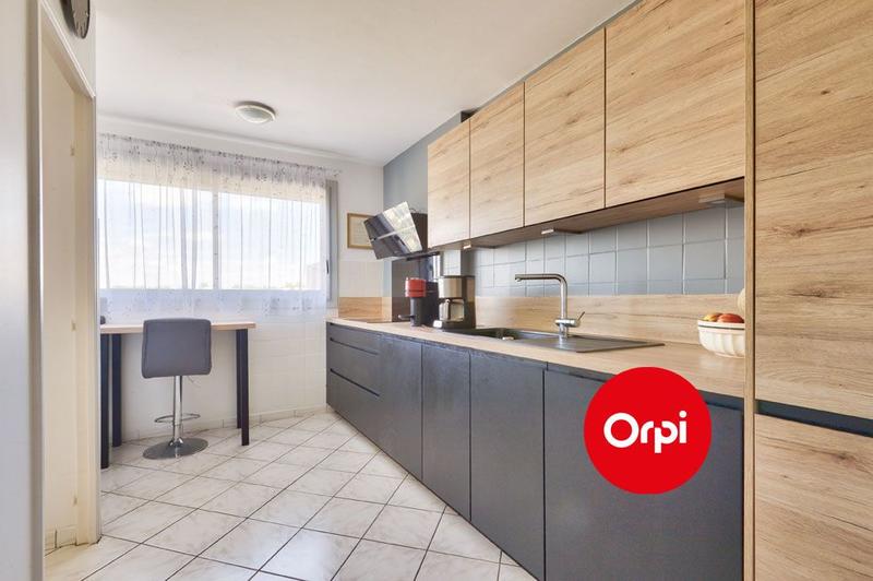 Appartement - 98 m² - 4 pièces