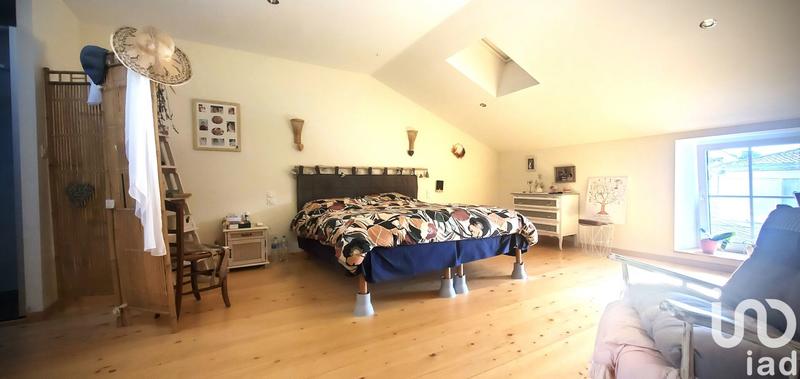 Maison - 182 m² - 10 pièces