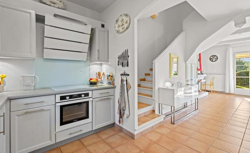 Maison - 93 m² - 4 pièces