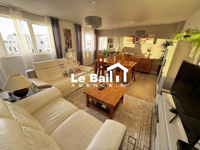 Appartement - 85 m² - 4 pièces