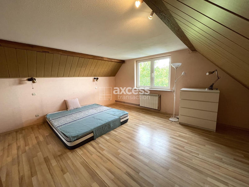 Maison traditionnelle - 145 m² - 5 pièces