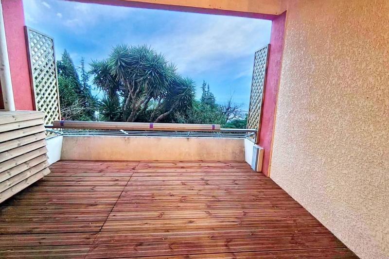 Loft - 84 m² - 2 pièces