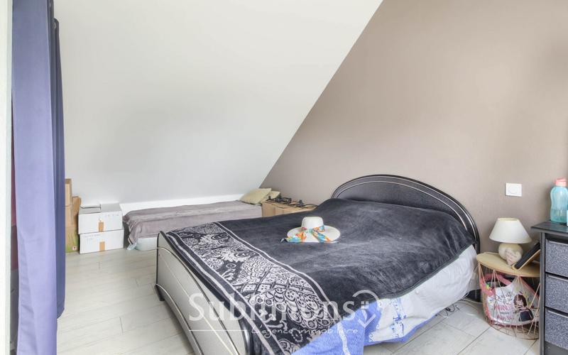 Maison traditionnelle - 124 m² - 6 pièces