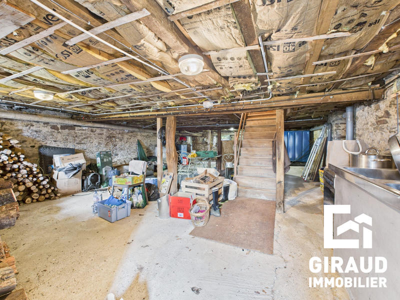 Maison - 208 m² - 7 pièces