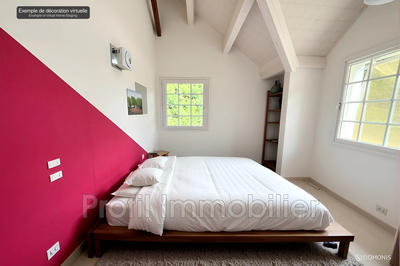 Maison - 235 m² - 8 pièces