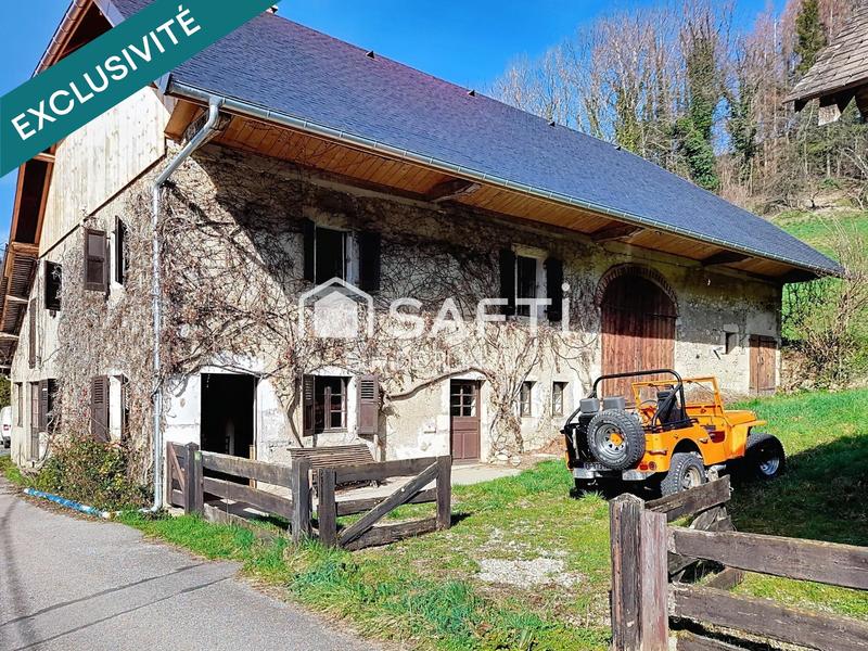 Maison - 216 m² - 9 pièces