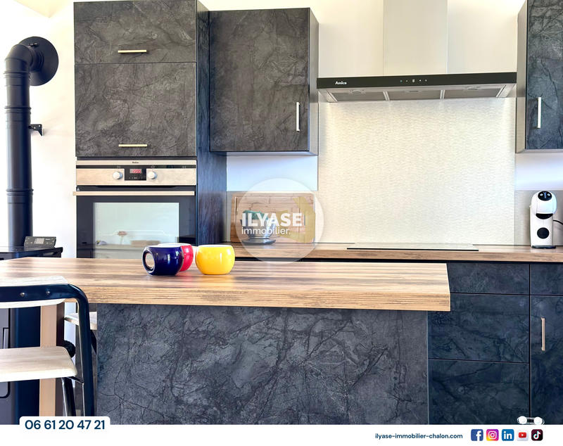 Maison - 86 m² - 4 pièces