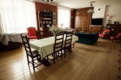 Maison - 199 m² - 9 pièces