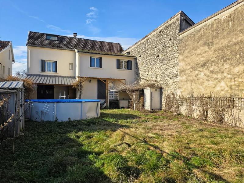 Maison de village - 159 m² - 6 pièces