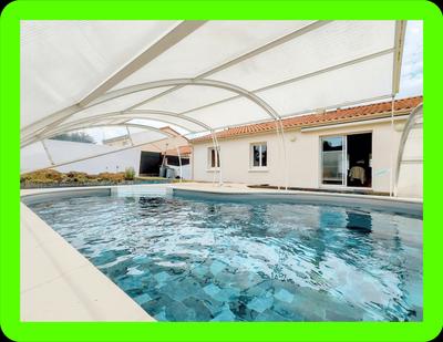 Maison - 120 m² - 5 pièces