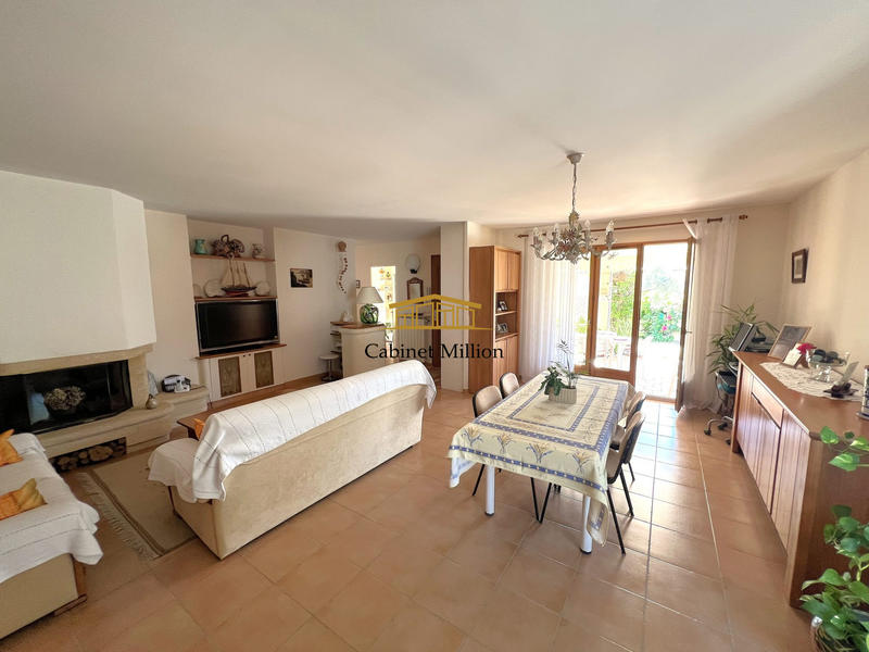 Maison - 101 m² - 4 pièces