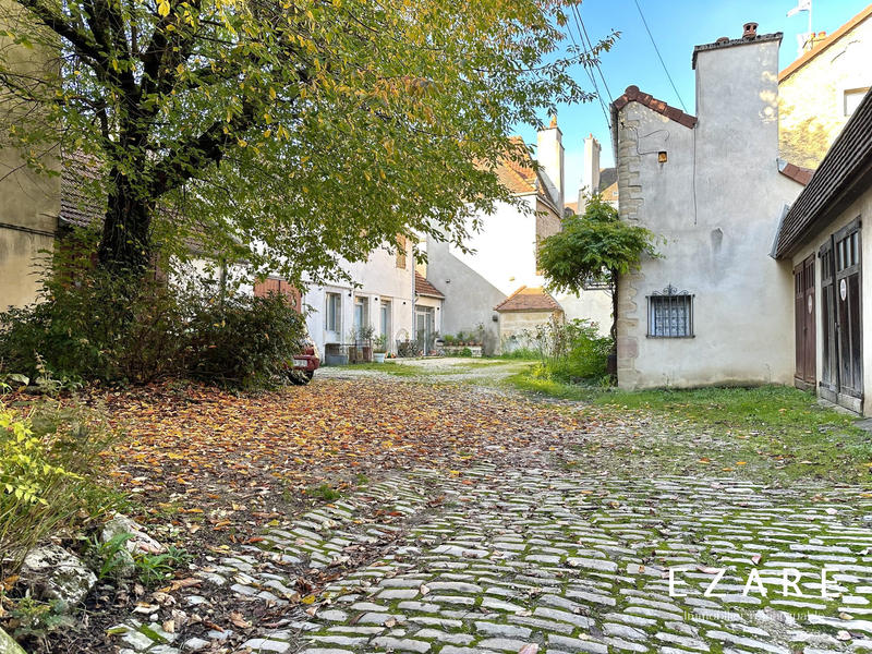 Appartement - 215 m² - 8 pièces