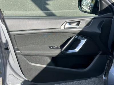 Peugeot 308 Sw Active 1.2 Essence 130 Eat6