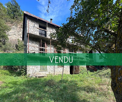 Maison - 180 m² - 4 pièces