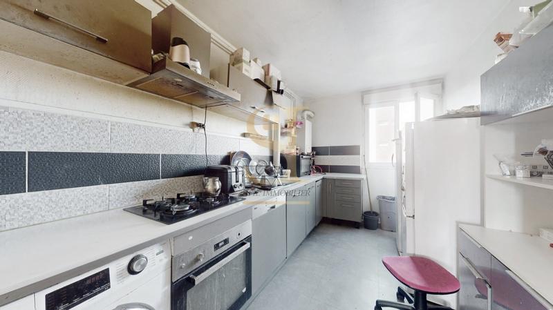 Appartement - 82 m² - 5 pièces