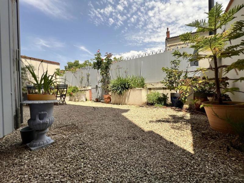 Appartement - 79 m² - 3 pièces