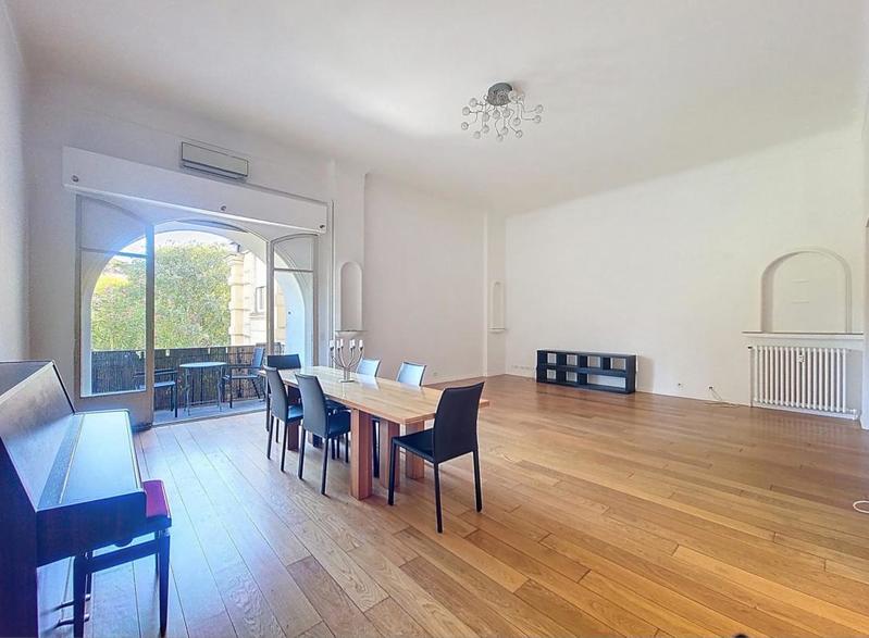 Appartement - 171 m² - 4 pièces