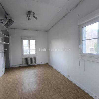 Immeuble - 284 m² - 16 pièces