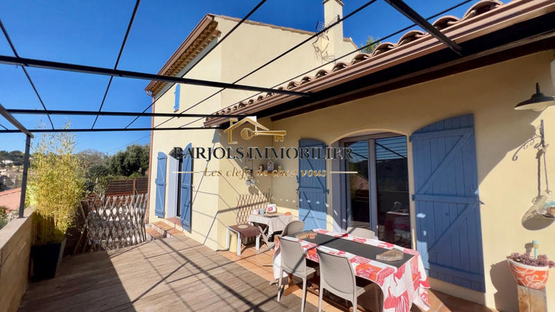 Villa - 140 m² - 4 pièces