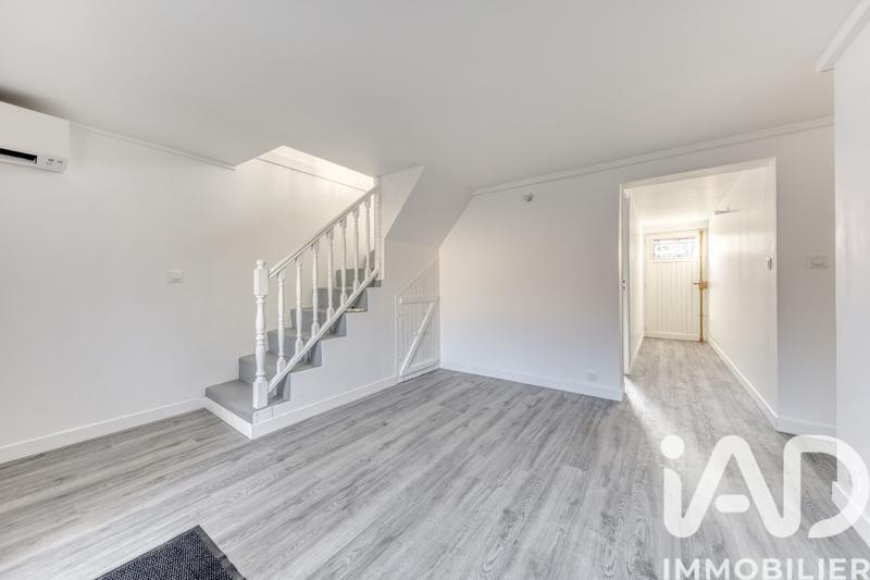 Maison - 136 m² - 6 pièces