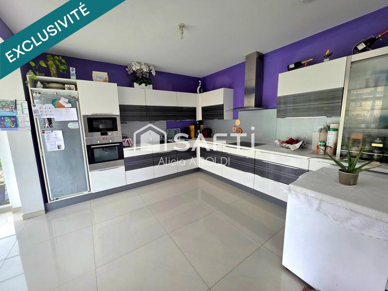 Maison - 173 m² - 5 pièces