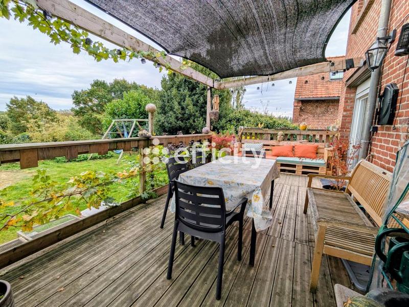 Maison - 93 m² - 4 pièces