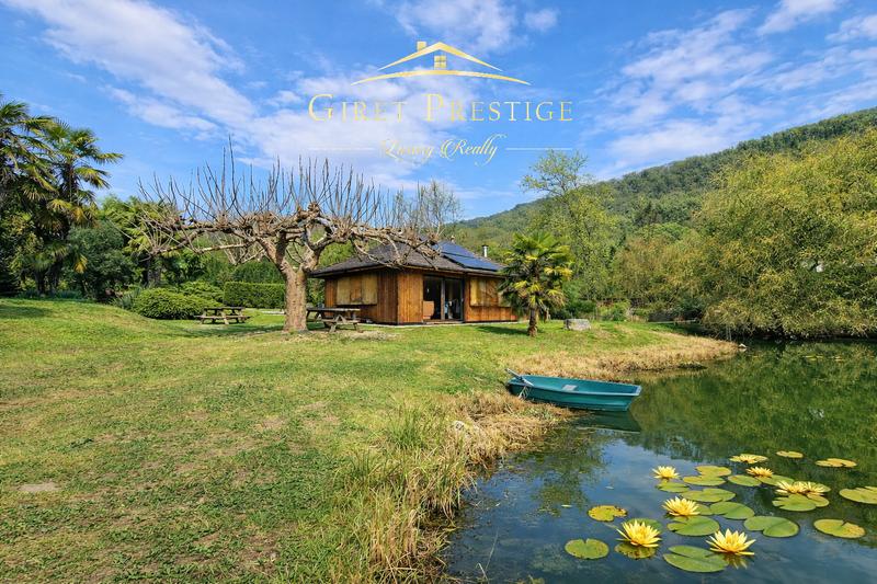 Propriété - 260 m² - 16 pièces