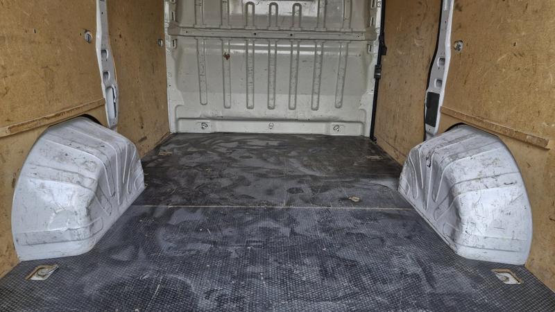 Peugeot Boxer L1h1 Bluehdi 140 Asphalt