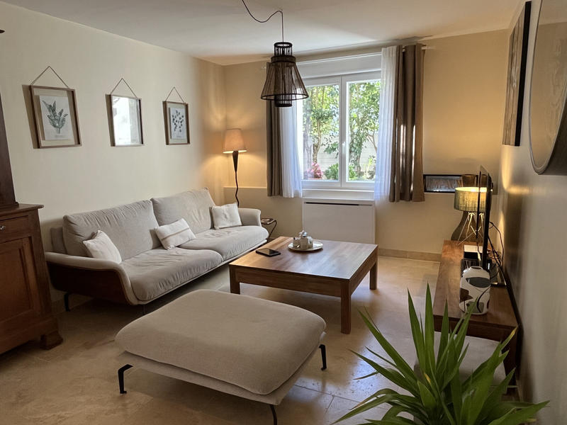 Maison - 213 m² - 7 pièces