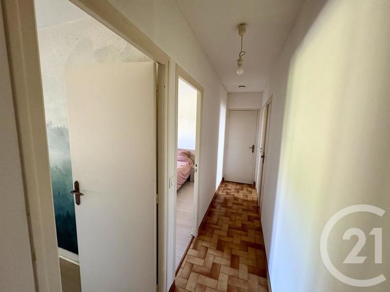 Pavillon - 97 m² - 5 pièces