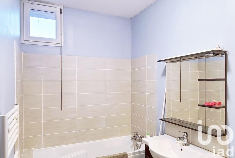 Maison - 245 m² - 6 pièces