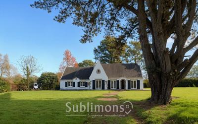 Maison traditionnelle - 133 m² - 6 pièces