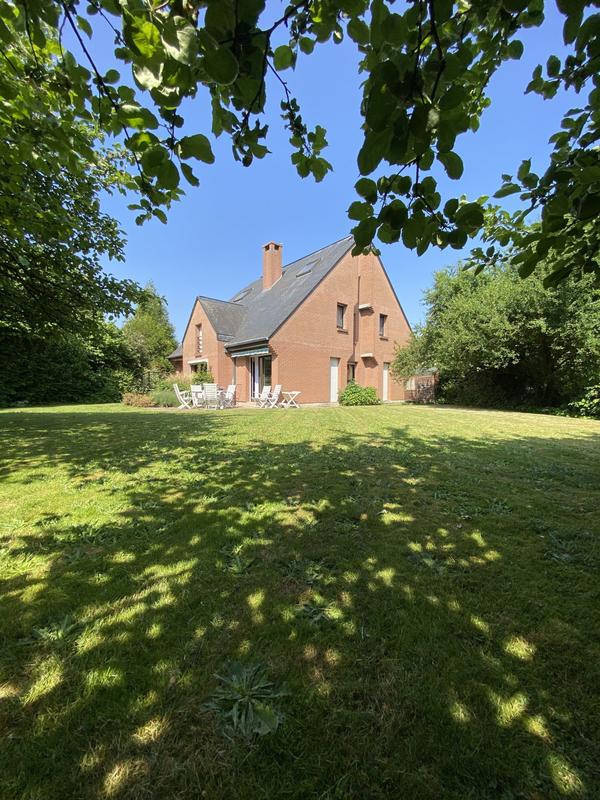 Villa - 179 m² - 9 pièces