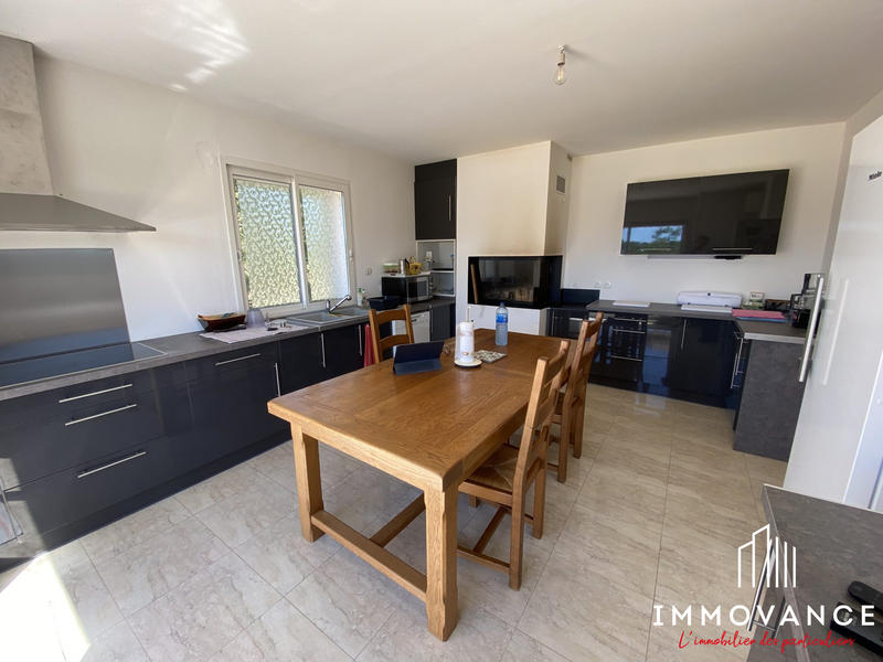 Maison - 162 m² - 5 pièces