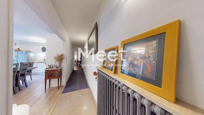 Maison - 220 m² - 6 pièces