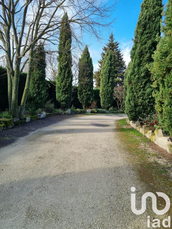 Maison - 223 m² - 12 pièces