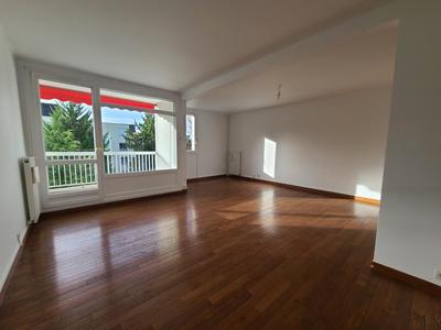 Appartement - 95 m² - 4 pièces