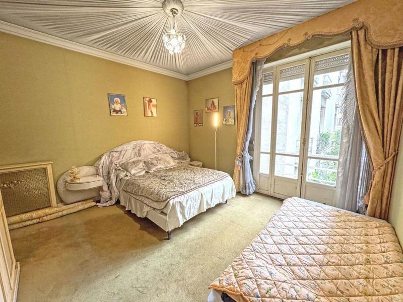 Appartement - 152 m² - 4 pièces