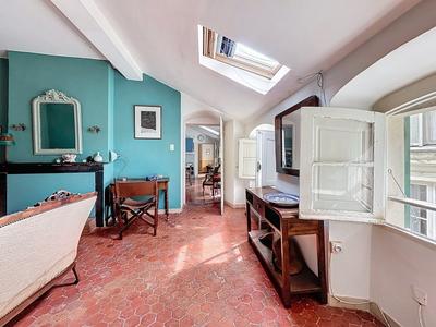 Appartement - 82 m² - 2 pièces