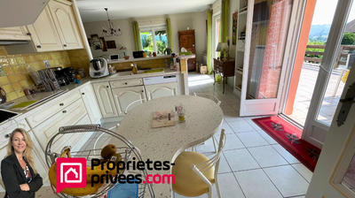 Maison - 155 m² - 6 pièces