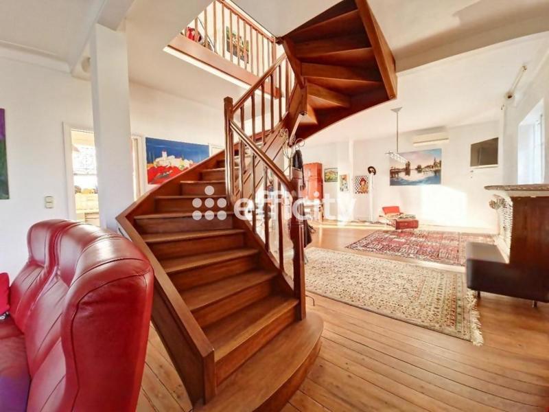 Maison - 174 m² - 5 pièces