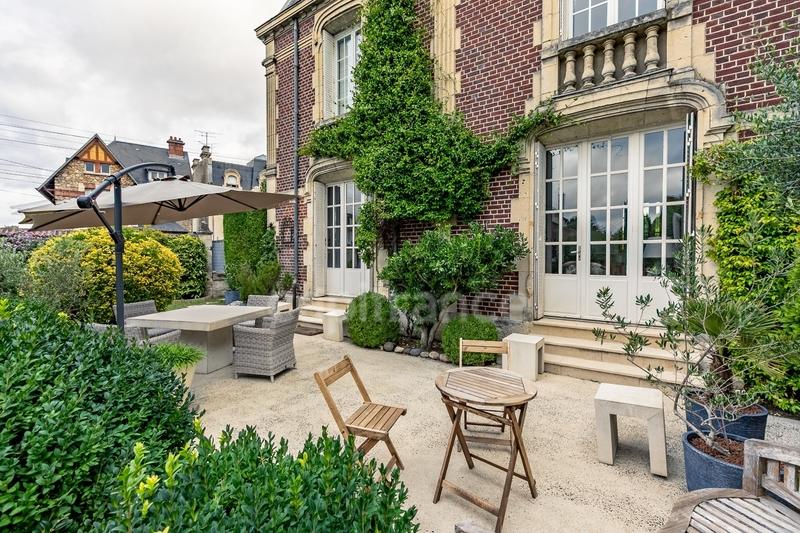 Maison - 175 m² - 7 pièces