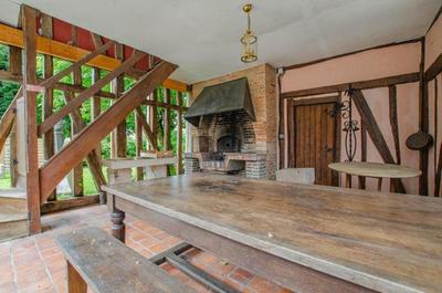 Demeure - 250 m² - 10 pièces