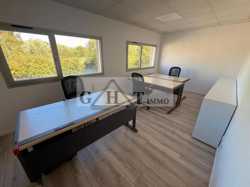 Bureau - 18 m²