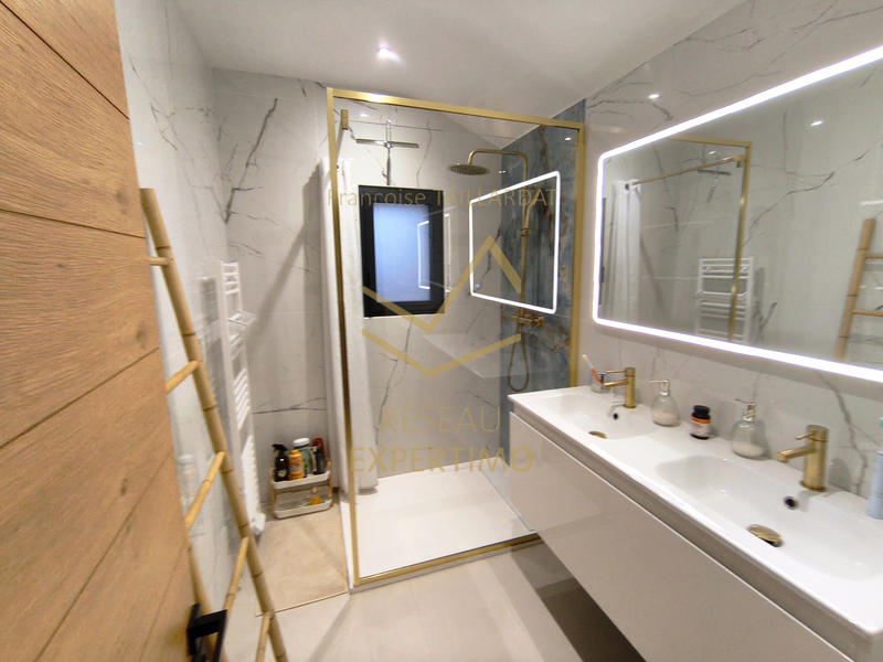 Maison - 118 m² - 5 pièces